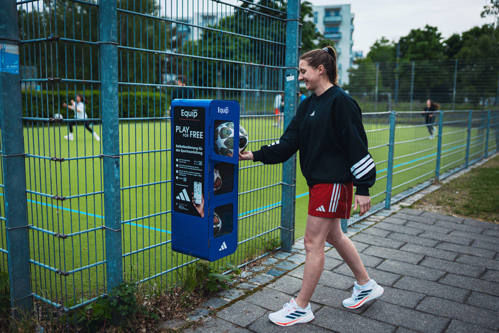 Equip Sport Munich, Free to play, footballs